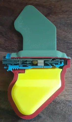 PFM-1 Green Parrot AP mine sectioned 
